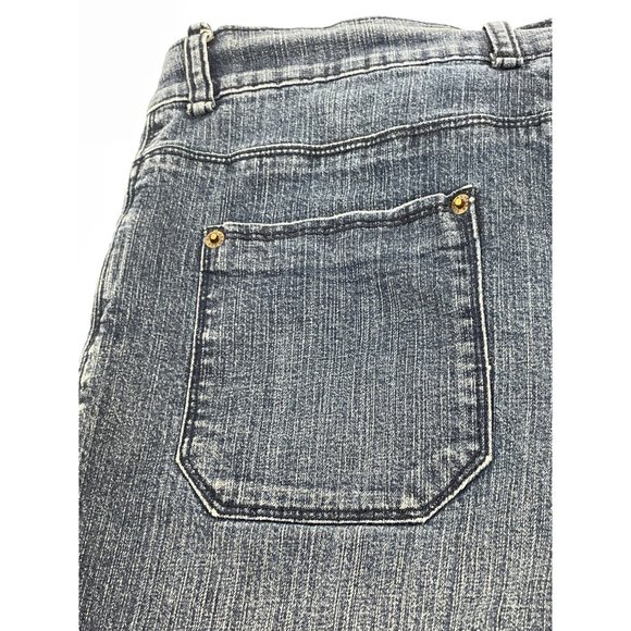 Express Jeans Women’s Denim Shorts 6 Blue 4-Pocket Zip & Button Stretchy - Picture 6 of 16